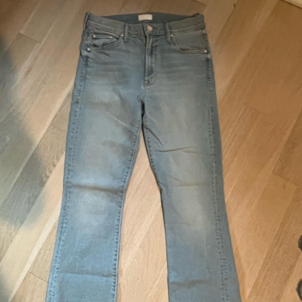 Mother denim size 27 insider crop step fray